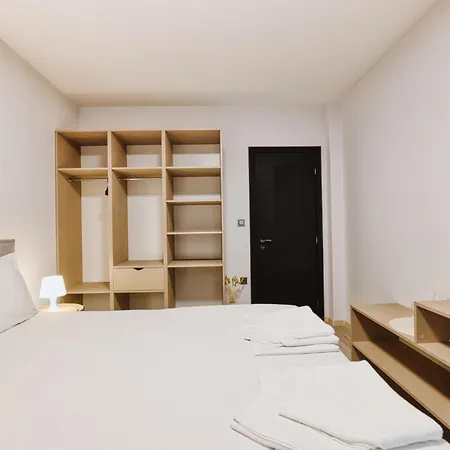 Marina Bay Kraymorie Apartment Burgas